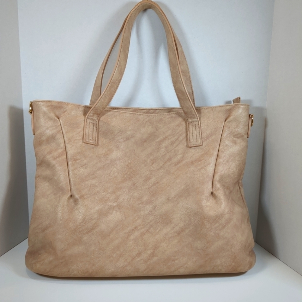 Viv & Lou tan Audrey vegan leather purse